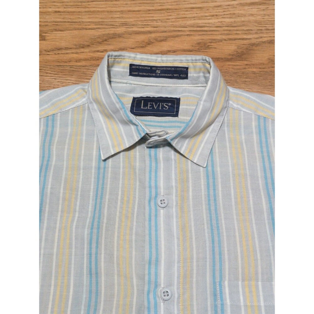 Levi's Men's Short Sleeve Lightweight Button Up Dress‎ Shirt, Small
